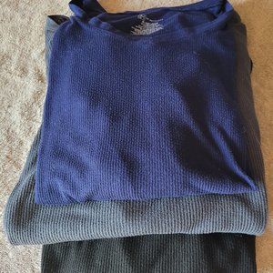 Set of 3; Noi Boi long sleeve tees
